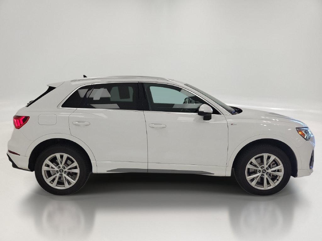 Used 2025 Audi Q3 2.0T Premium AWD/4WD image 3