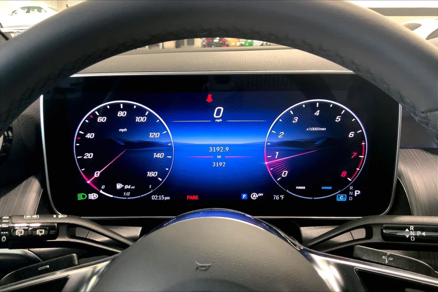 Used 2025 Mercedes-Benz GLC 300 image 23