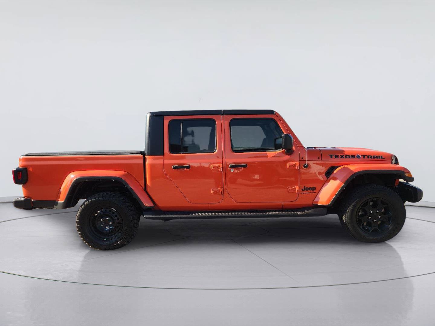 Used 2023 Jeep Gladiator Sport AWD/4WD image 4