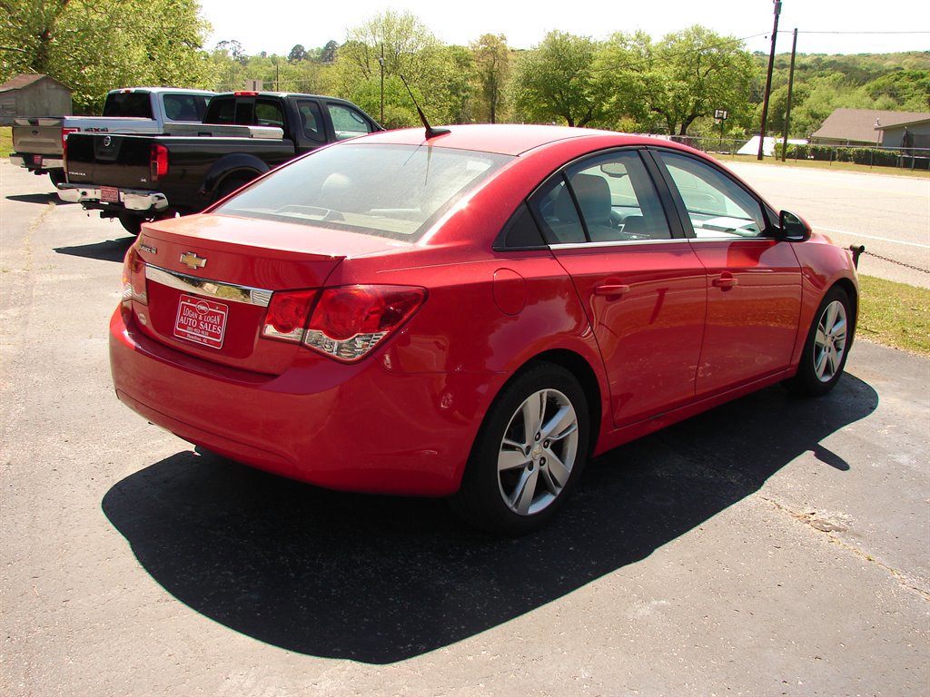 Used 2014 Chevrolet Cruze Diesel FWD image 3