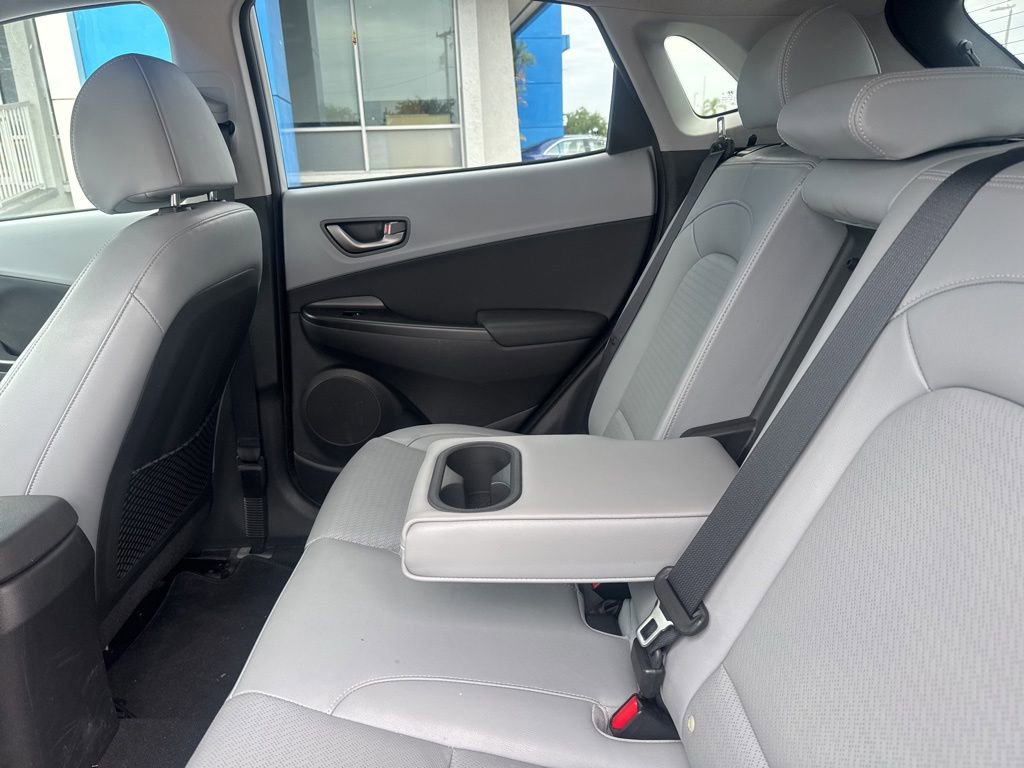 Used 2021 Hyundai Kona Ultimate FWD image 12