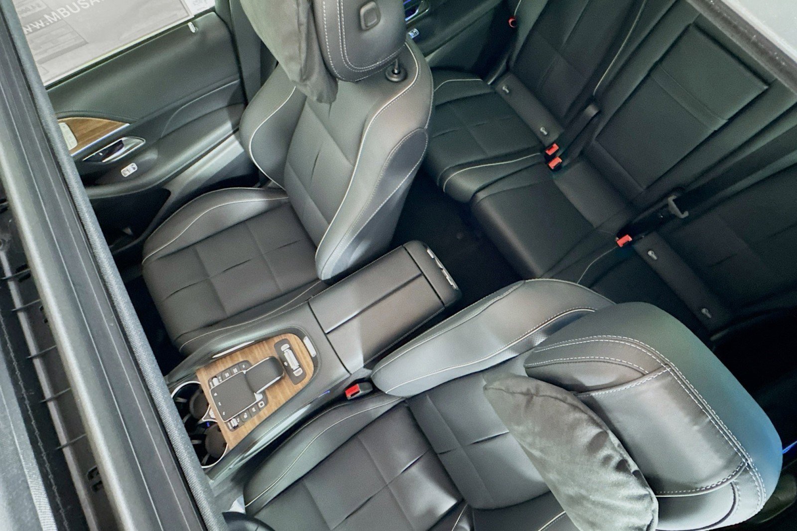 New 2025 Mercedes-Benz GLS 580 4MATIC image 19