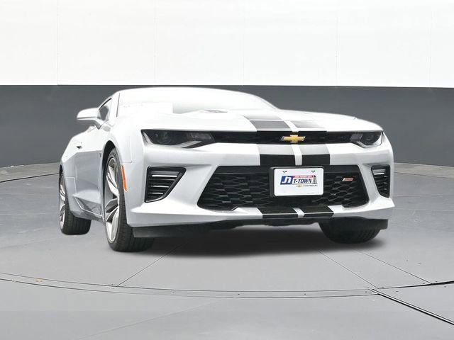 Used 2018 Chevrolet Camaro SS RWD image 55