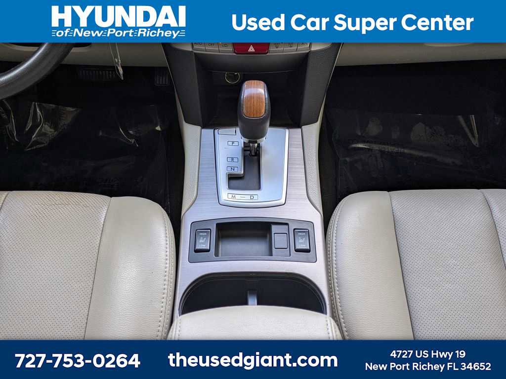 Used 2013 Subaru Outback 2.5i Limited w/ Moonroof Pkg AWD/4WD image 22
