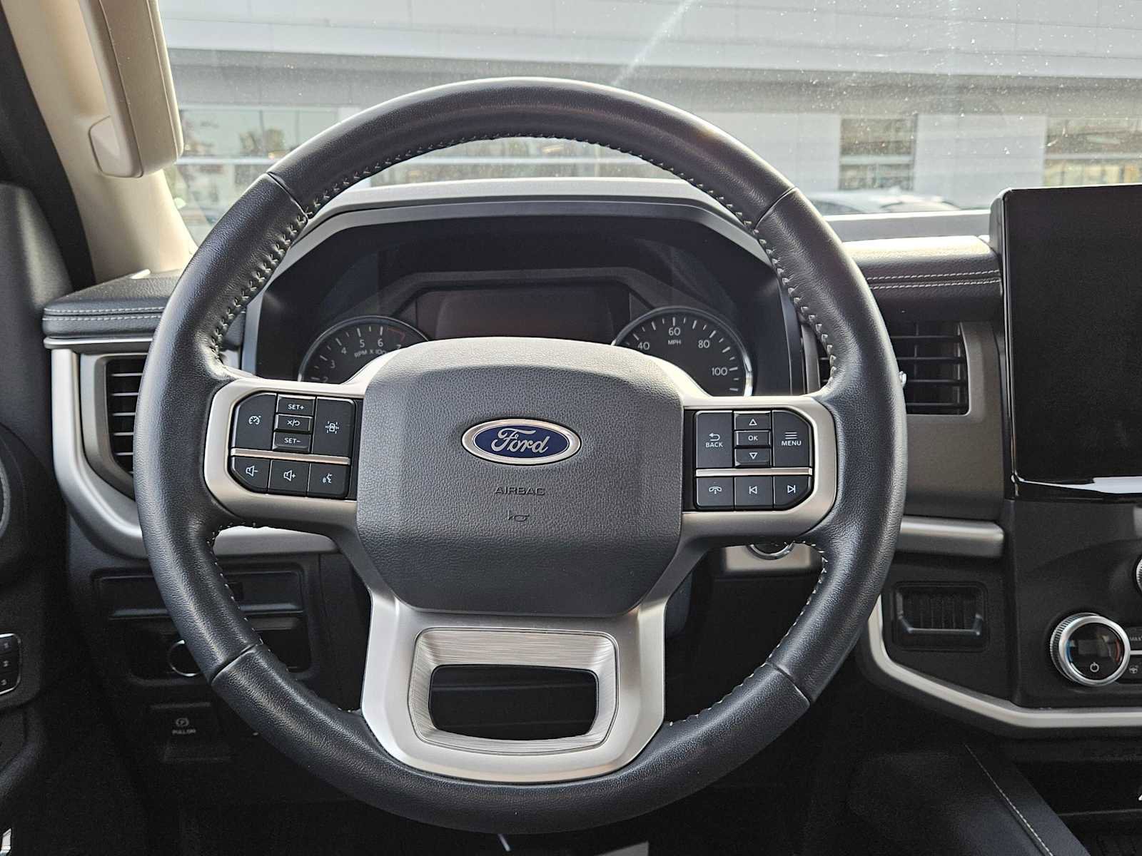 Used 2023 Ford Expedition Max XLT image 22