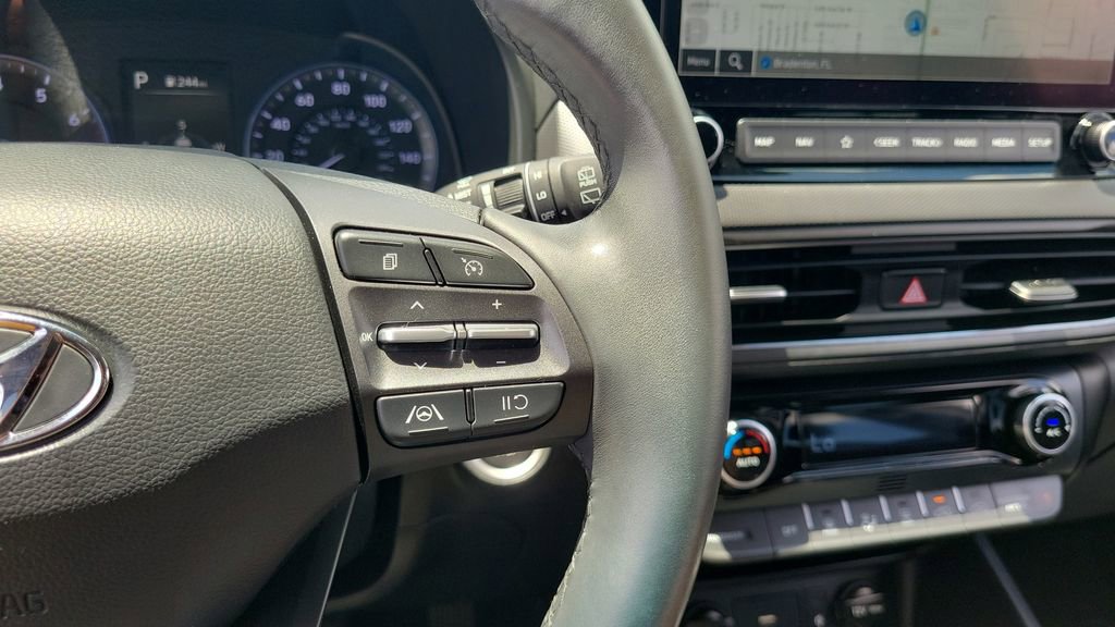 Used 2023 Hyundai Kona SEL w/ Convenience Package FWD image 22