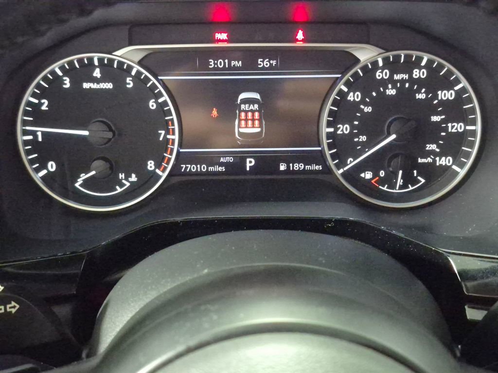 Used 2024 Nissan Pathfinder SV w/ Black Appearance Package AWD/4WD image 12
