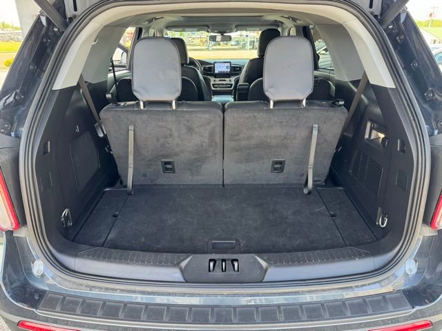 Used 2024 Ford Explorer XLT w/ Equipment Group 202A image 24