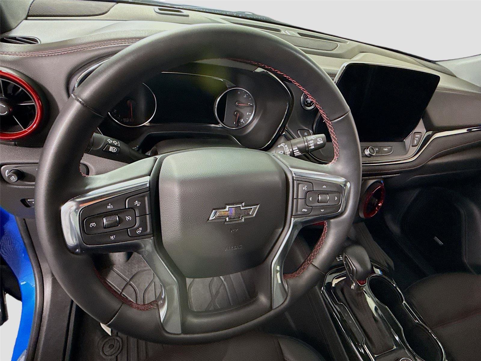 Used 2024 Chevrolet Blazer RS w/ Enhanced Convenience Package image 5