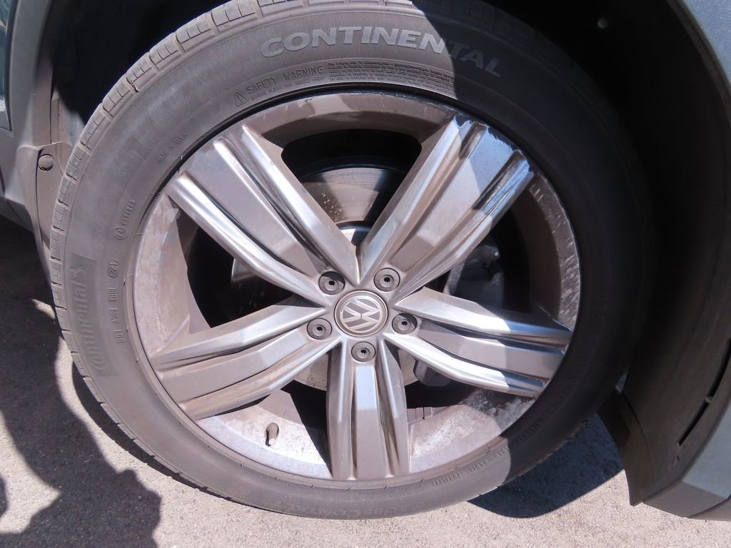 Used 2019 Volkswagen Tiguan SEL Premium AWD/4WD image 18