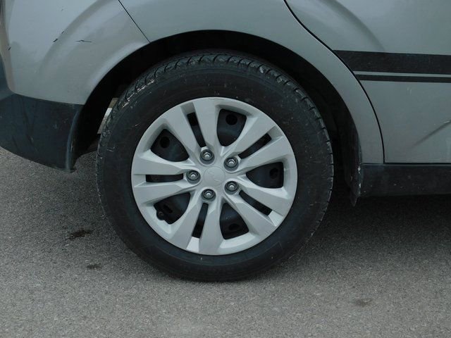 Used 2022 Kia Soul LX image 10