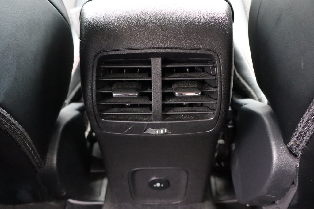 Used 2025 Ford Escape ST-Line Select AWD/4WD image 30