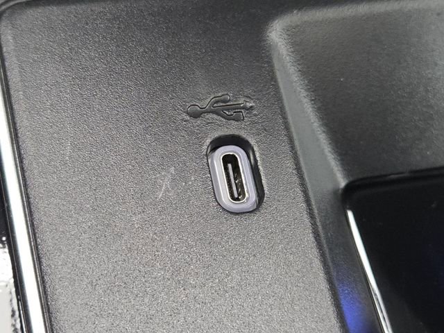 Used 2026 Toyota Corolla Cross XLE w/ Convenience Package image 8