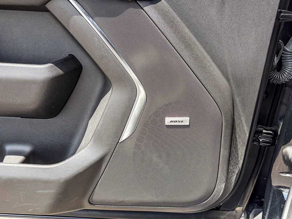 Used 2024 Chevrolet Tahoe Premier AWD/4WD image 45