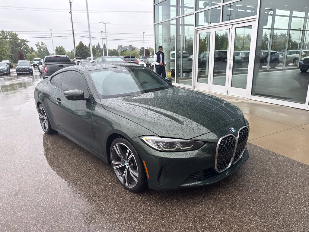 Used 2022 BMW 430i xDrive Coupe w/ Convenience Package AWD/4WD image 2