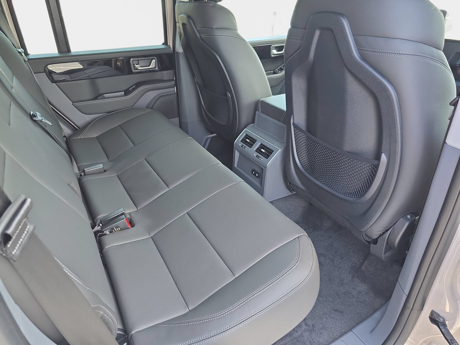 New 2026 INEOS Grenadier Station Wagon AWD/4WD image 10