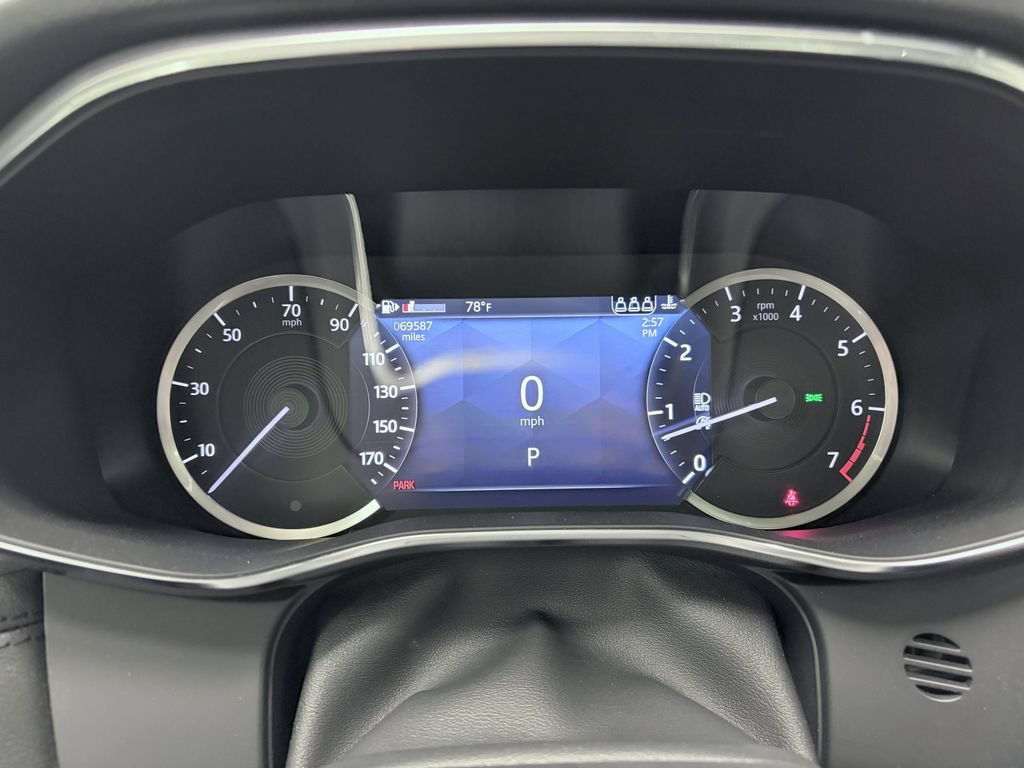 Used 2021 Jaguar F-PACE AWD/4WD image 18