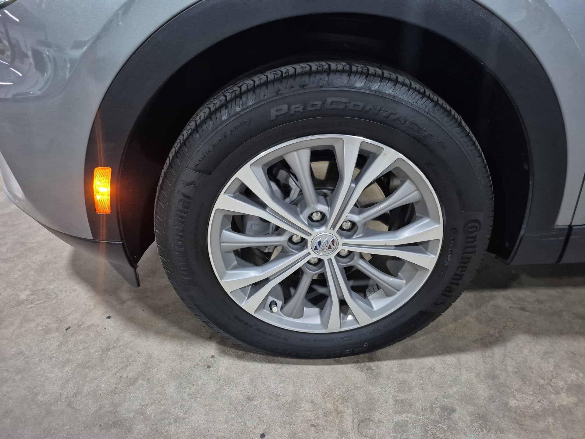 Certified 2023 Buick Envision Preferred AWD/4WD image 31