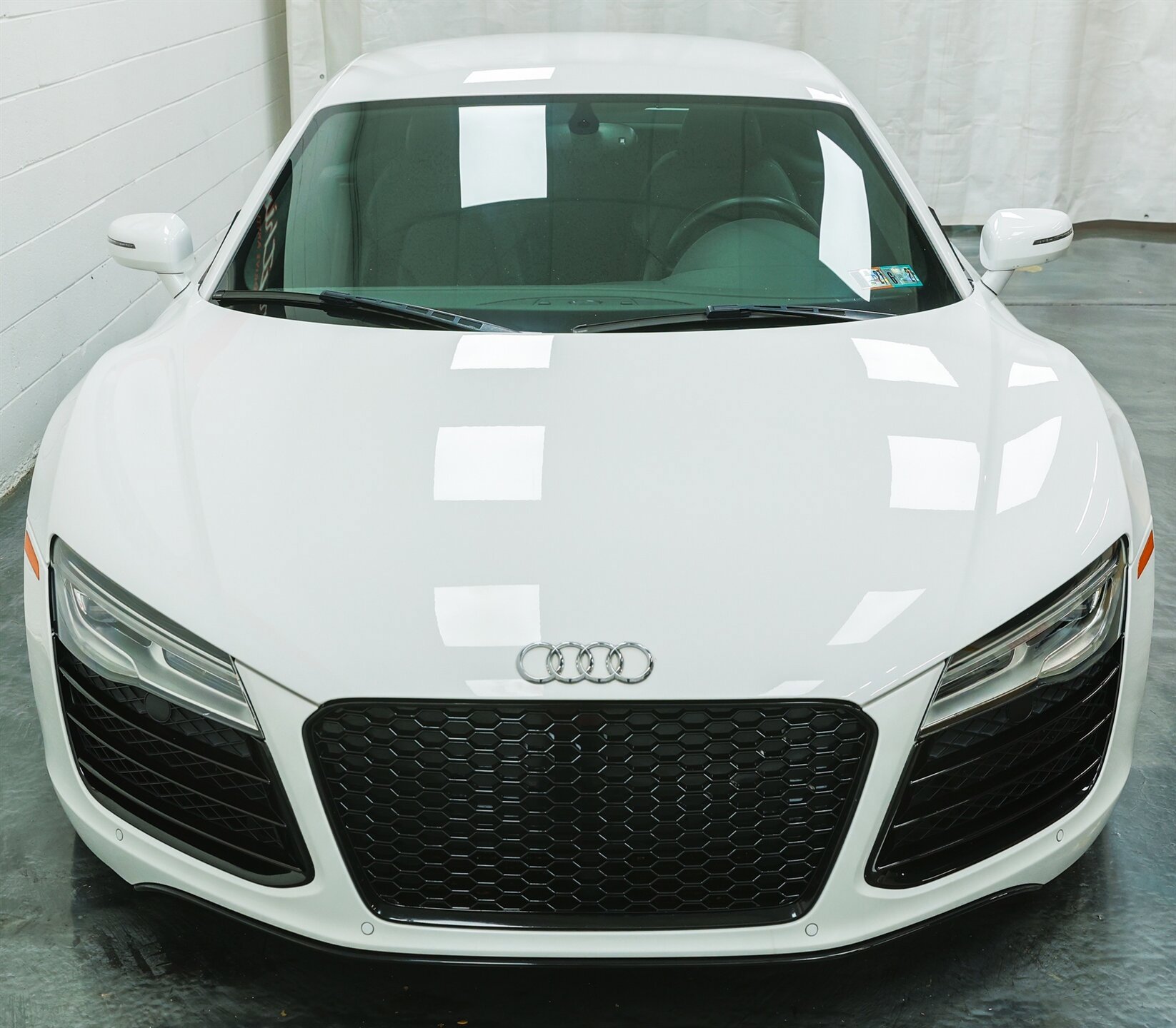 Used 2014 Audi R8 V10 AWD/4WD image 2