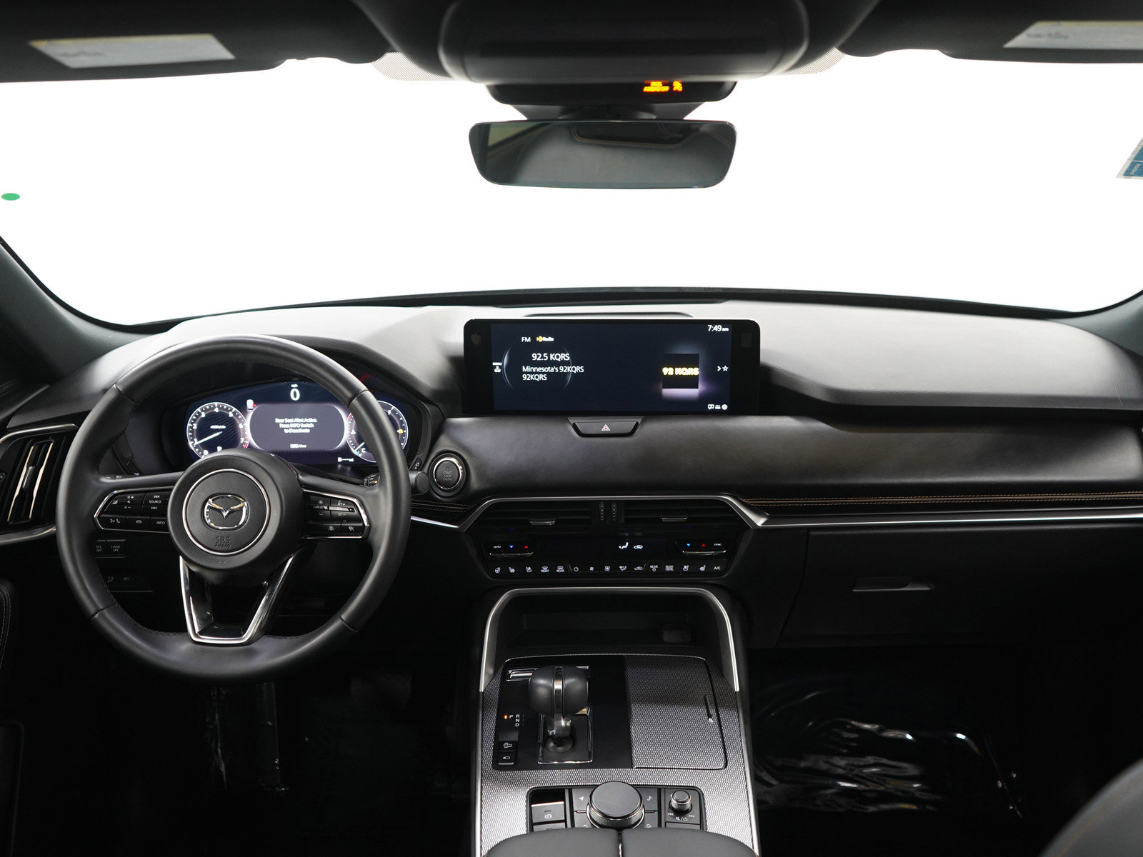 Certified 2025 MAZDA CX-70 3.3 Turbo S w/ Premium Package AWD/4WD image 13