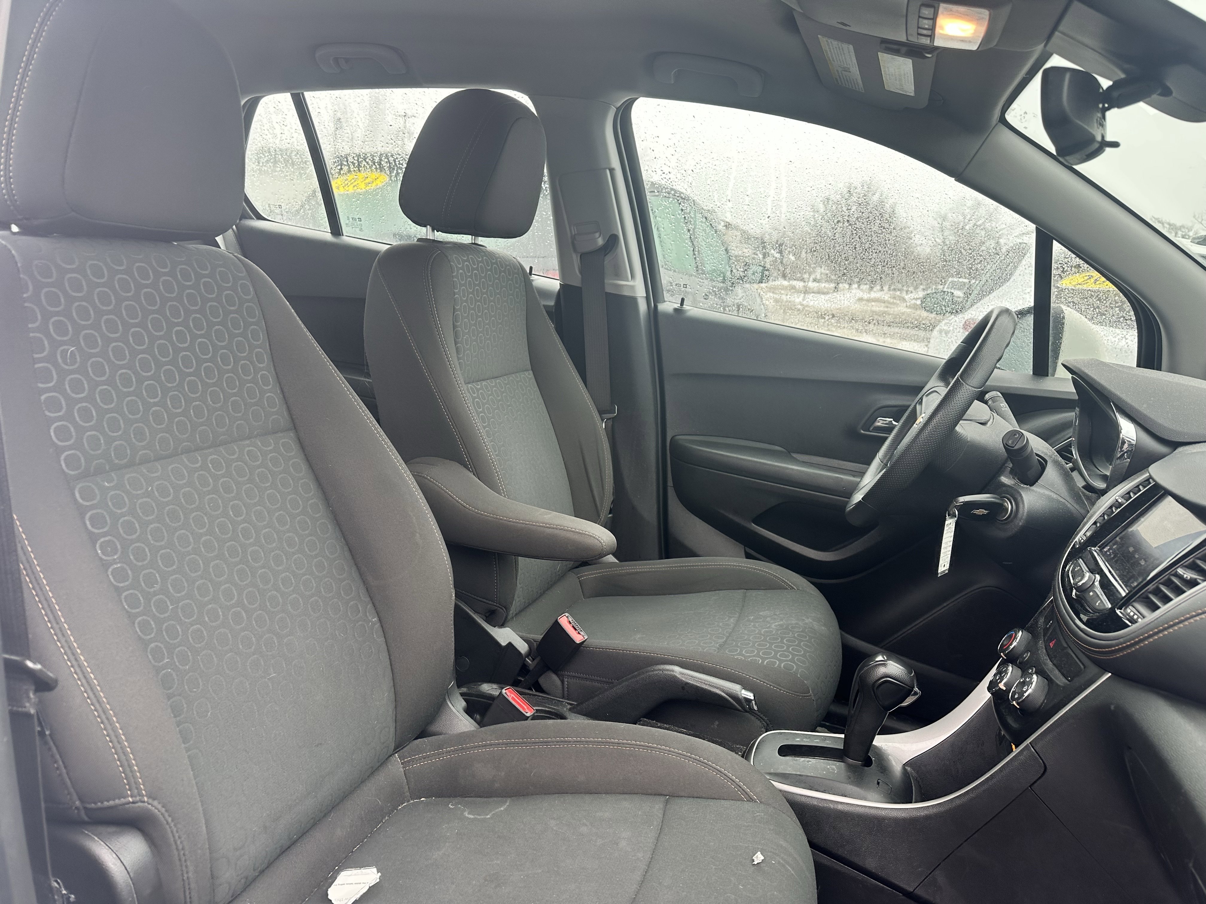 Used 2021 Chevrolet Trax LS image 11