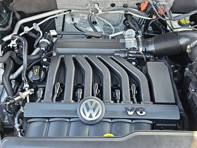 Used 2021 Volkswagen Atlas SEL Premium image 32