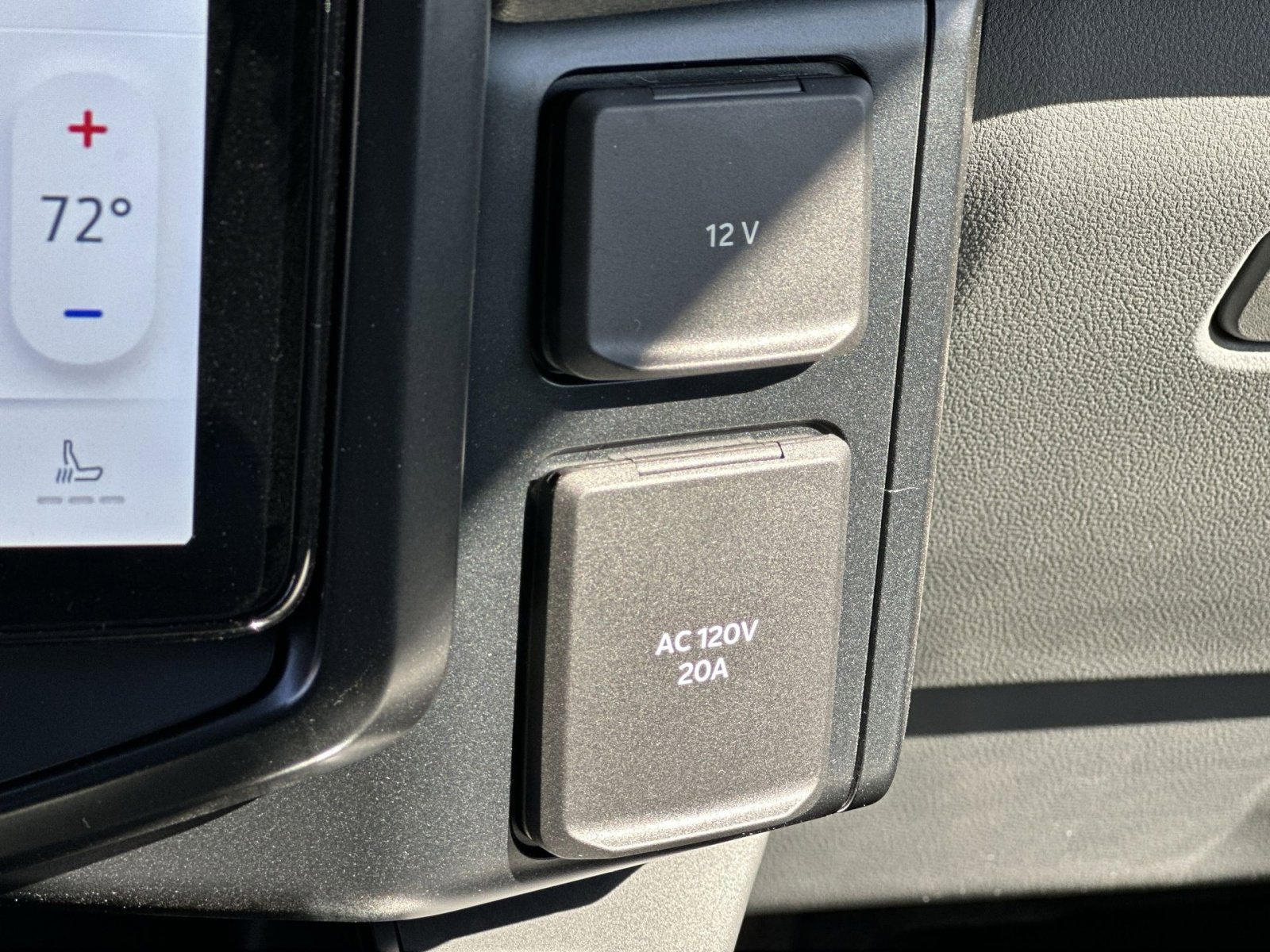 New 2025 Ford F150 Lightning Flash image 27