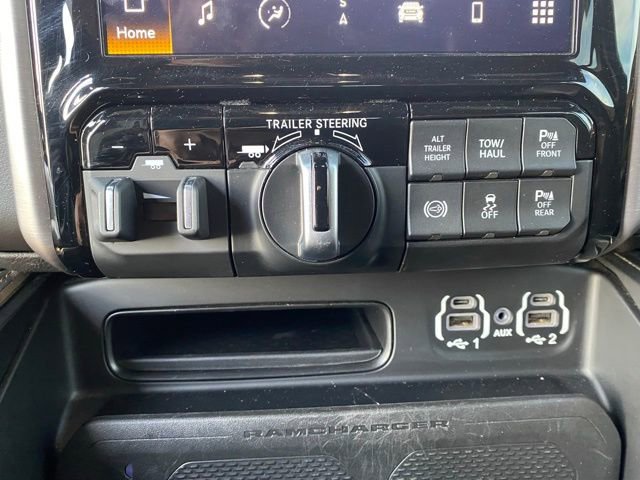 Used 2023 RAM 3500 Limited image 23