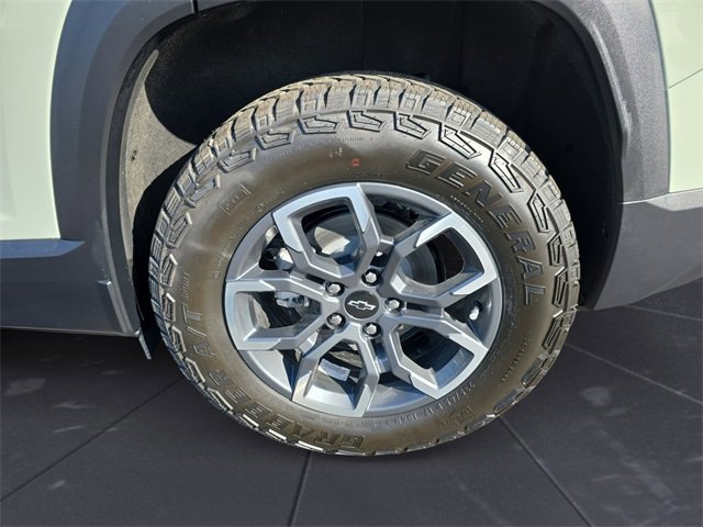 New 2026 Chevrolet Equinox ACTIV w/ Convenience Package III image 14