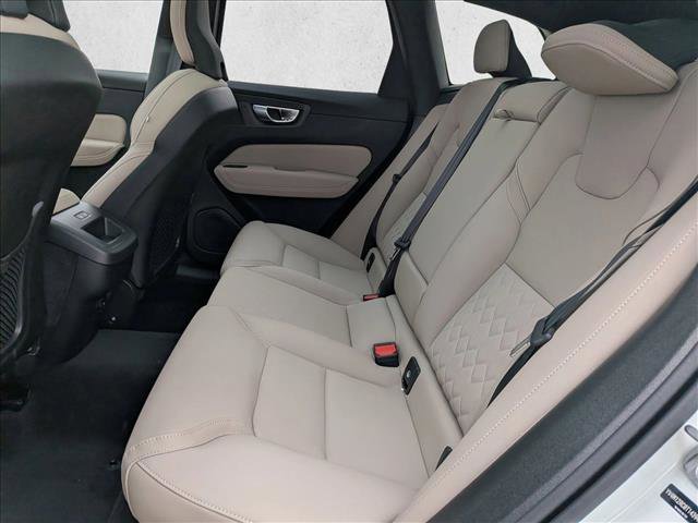 New 2026 Volvo XC60 B5 Plus w/ Climate Package image 17