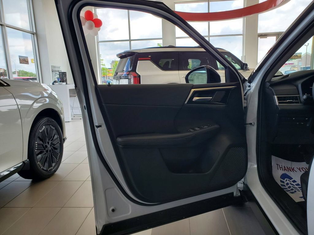 New 2026 Nissan Rogue SL AWD/4WD image 15