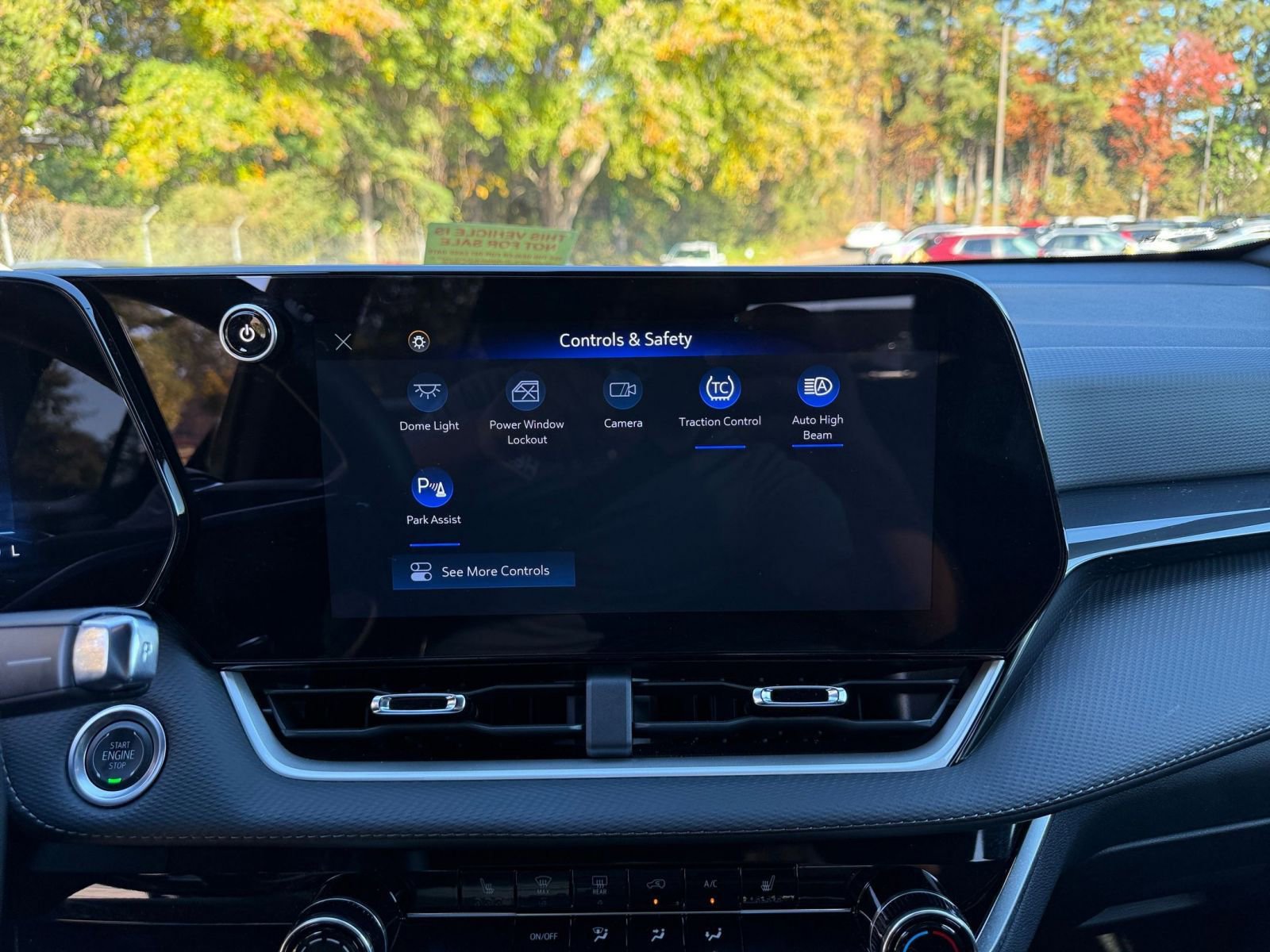 Used 2025 Chevrolet Equinox LT image 21