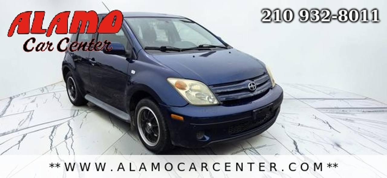 Used 2005 Scion xA FWD image 7