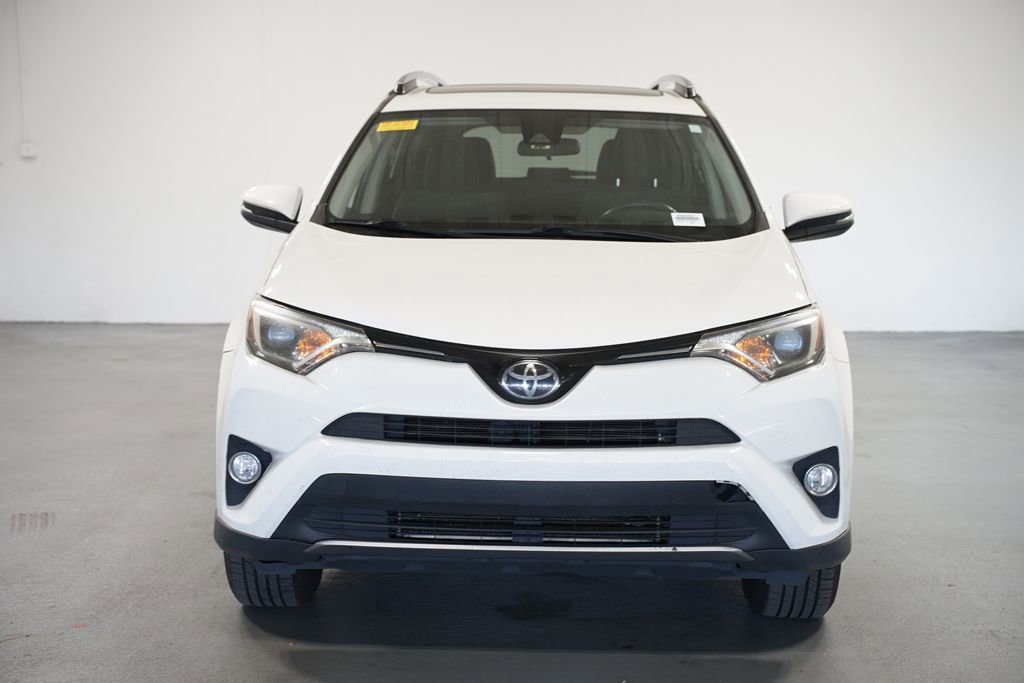 Used 2018 Toyota RAV4 XLE video 2