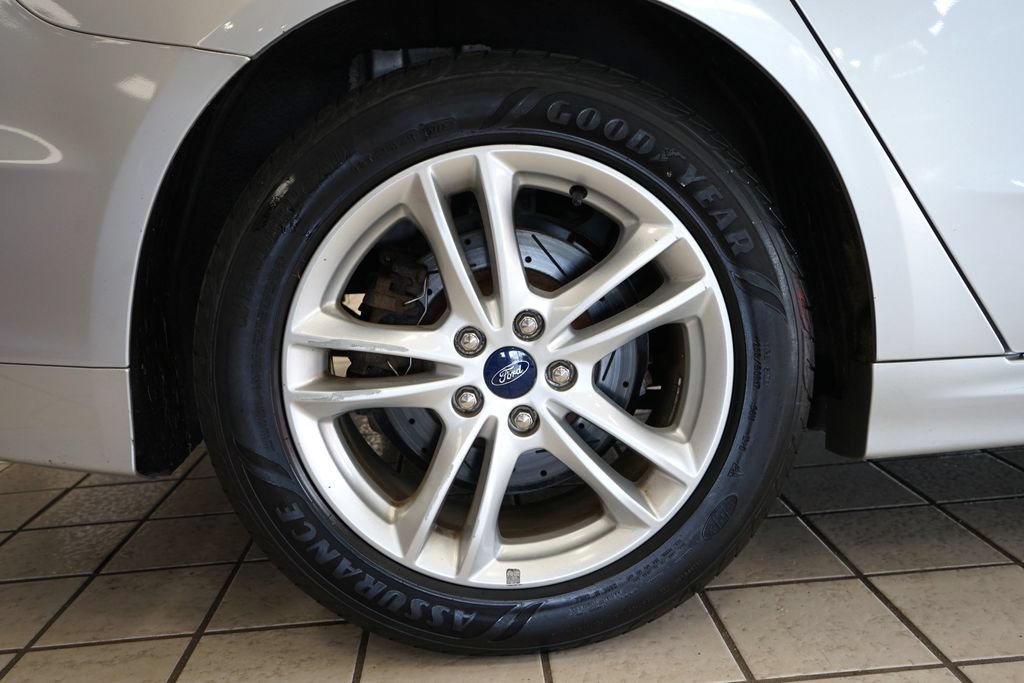 Used 2018 Ford Fusion SE w/ Fusion SE Technology Package FWD image 51