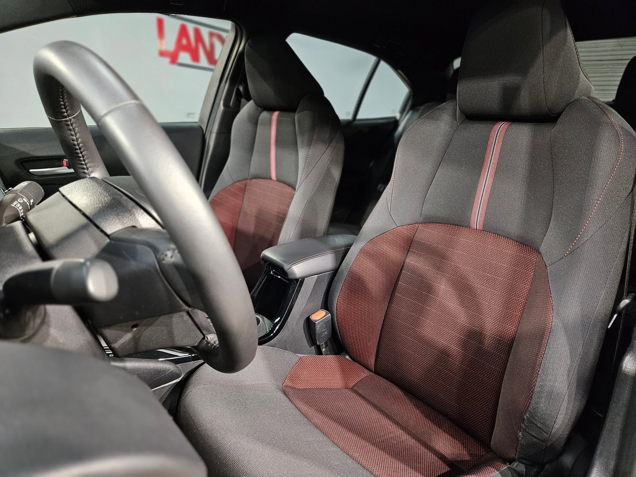 Certified 2024 Toyota Corolla SE image 23