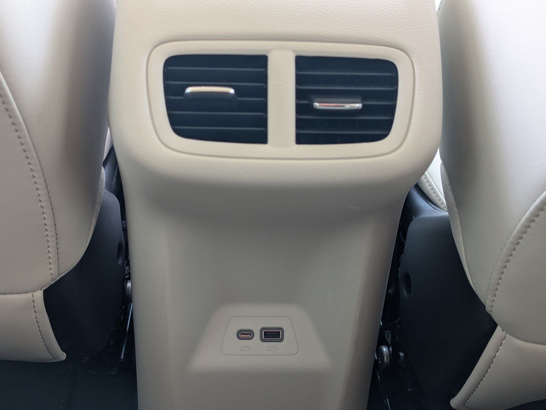 Used 2023 Buick Envision Preferred AWD/4WD image 32