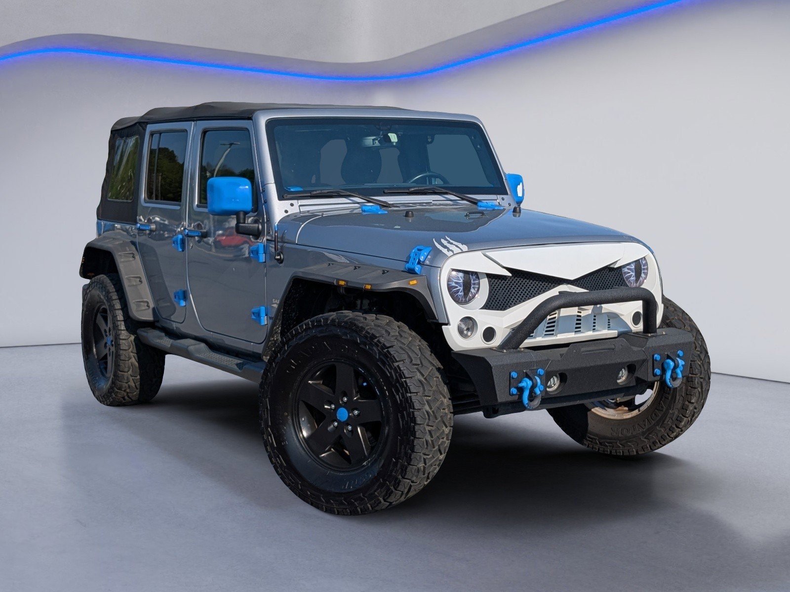 Used 2015 Jeep Wrangler Unlimited Sahara w/ Max Tow Package AWD/4WD video 2