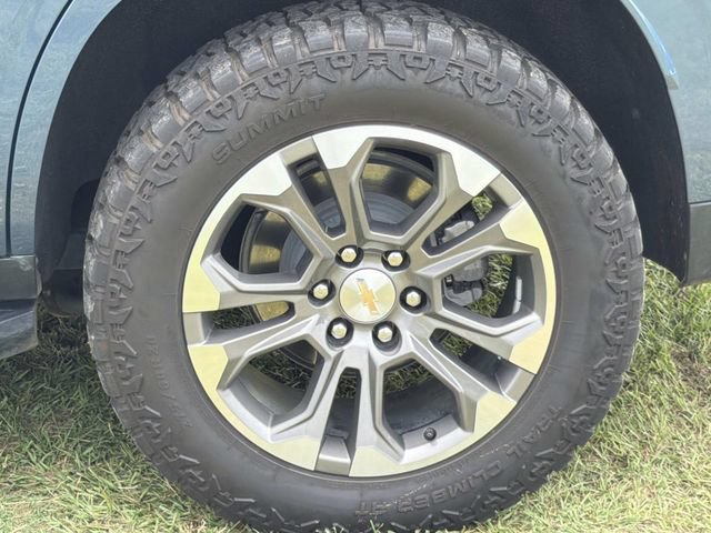 Used 2025 Chevrolet Tahoe LS RWD image 18