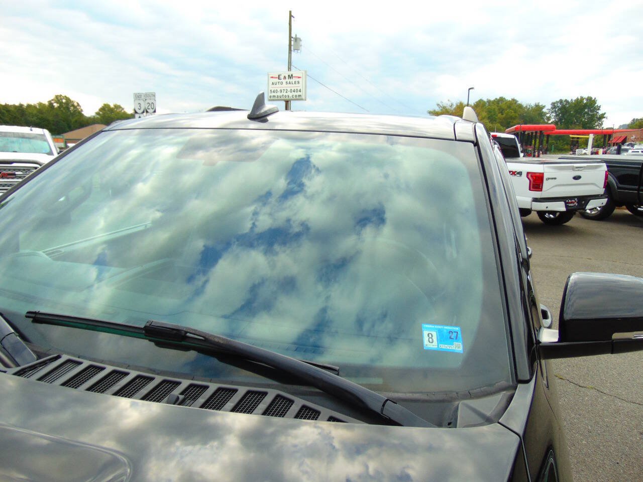 Used 2019 Ford Expedition Max XLT w/ Equipment Group 202A AWD/4WD image 43