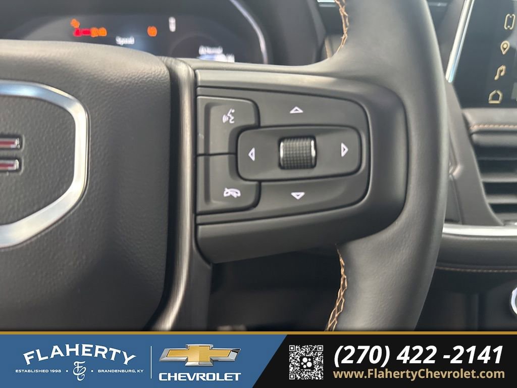 Used 2024 GMC Yukon AT4 w/ Technology Package image 23