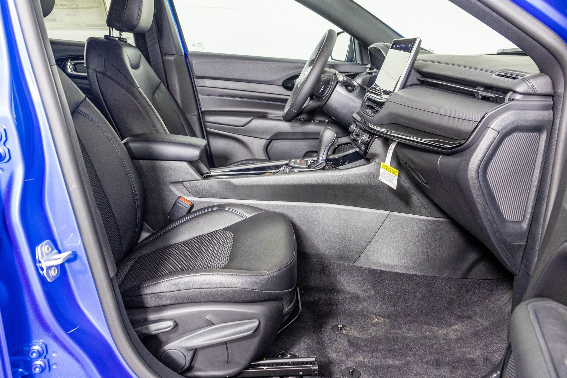 New 2026 Jeep Compass Latitude image 44