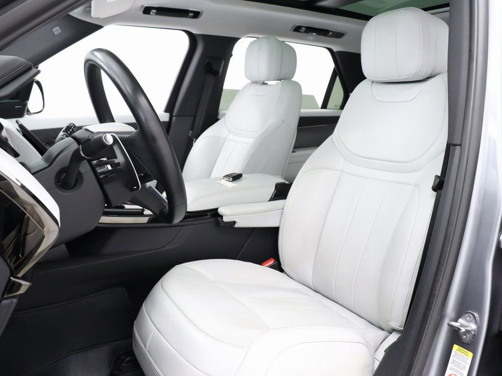 Used 2023 Land Rover Range Rover Sport SE image 14