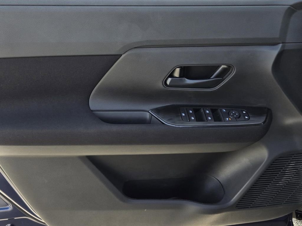 New 2026 Nissan Kicks S FWD image 17