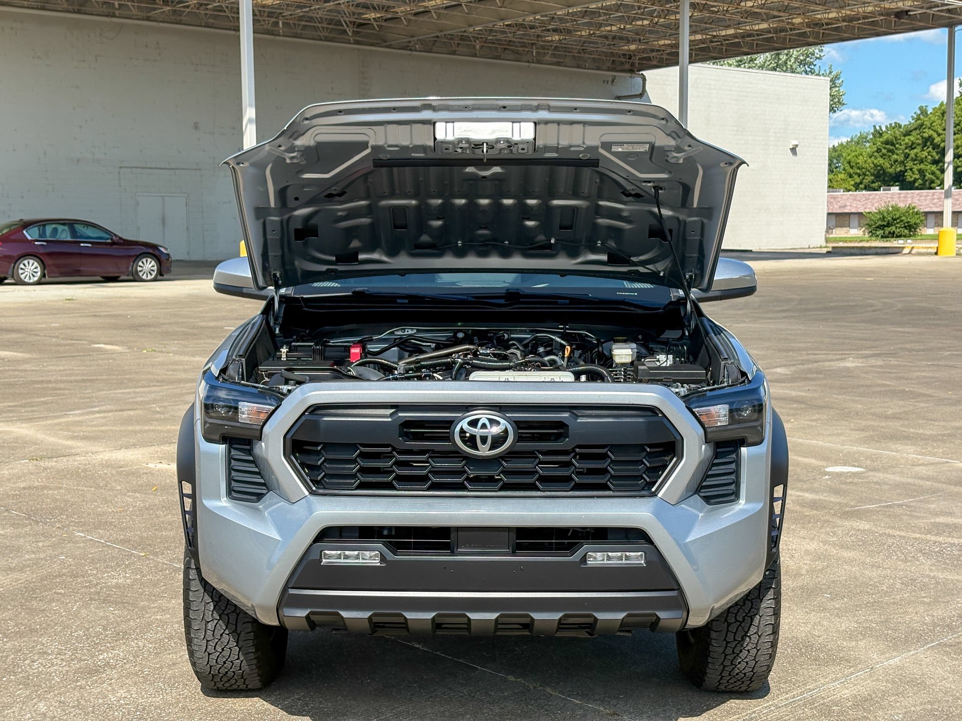 Used 2024 Toyota Tacoma TRD Off-Road AWD/4WD image 35