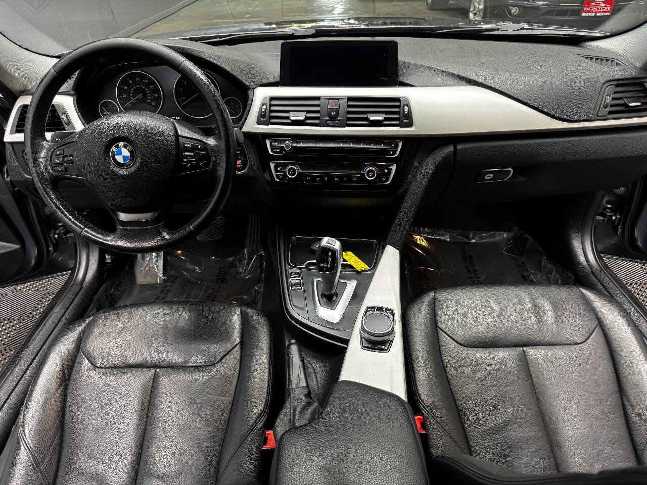 Used 2018 BMW 320i xDrive Sedan image 38