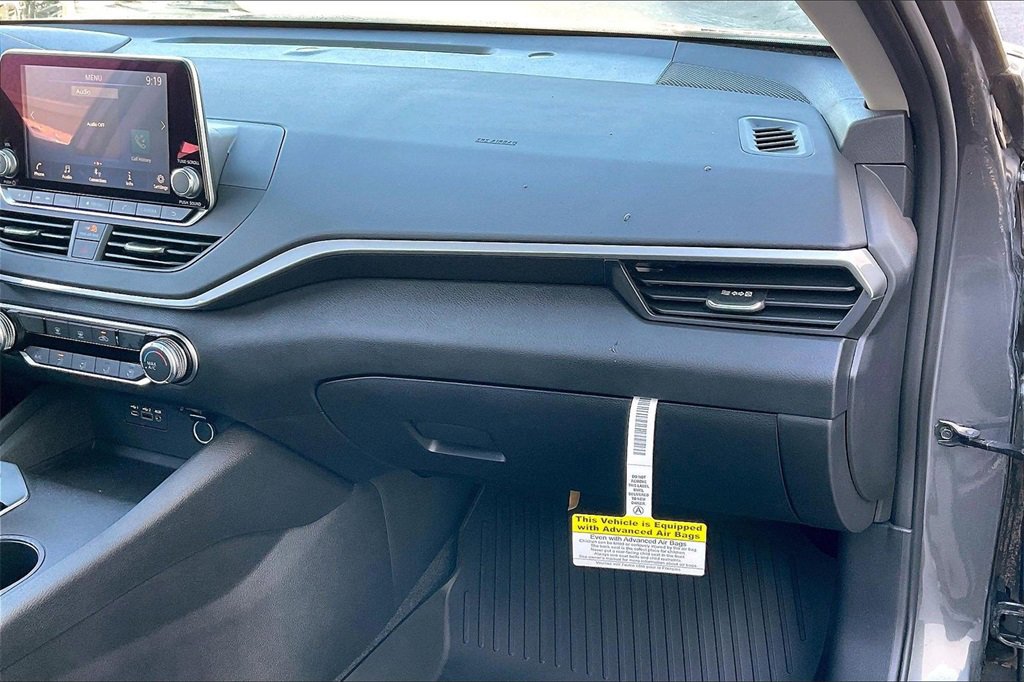 Used 2025 Nissan Altima 2.5 S image 16