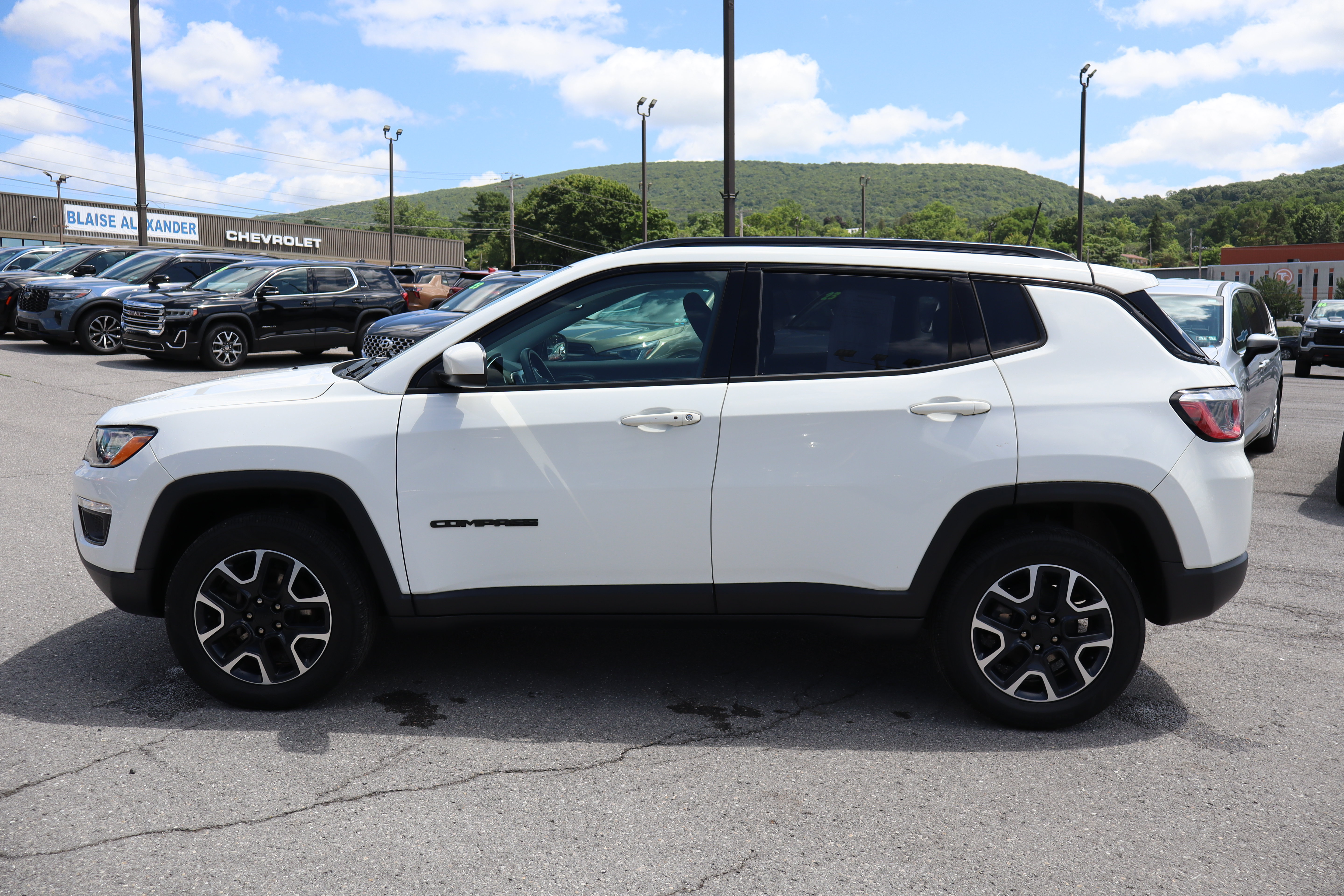 Used 2019 Jeep Compass Sport AWD/4WD image 7