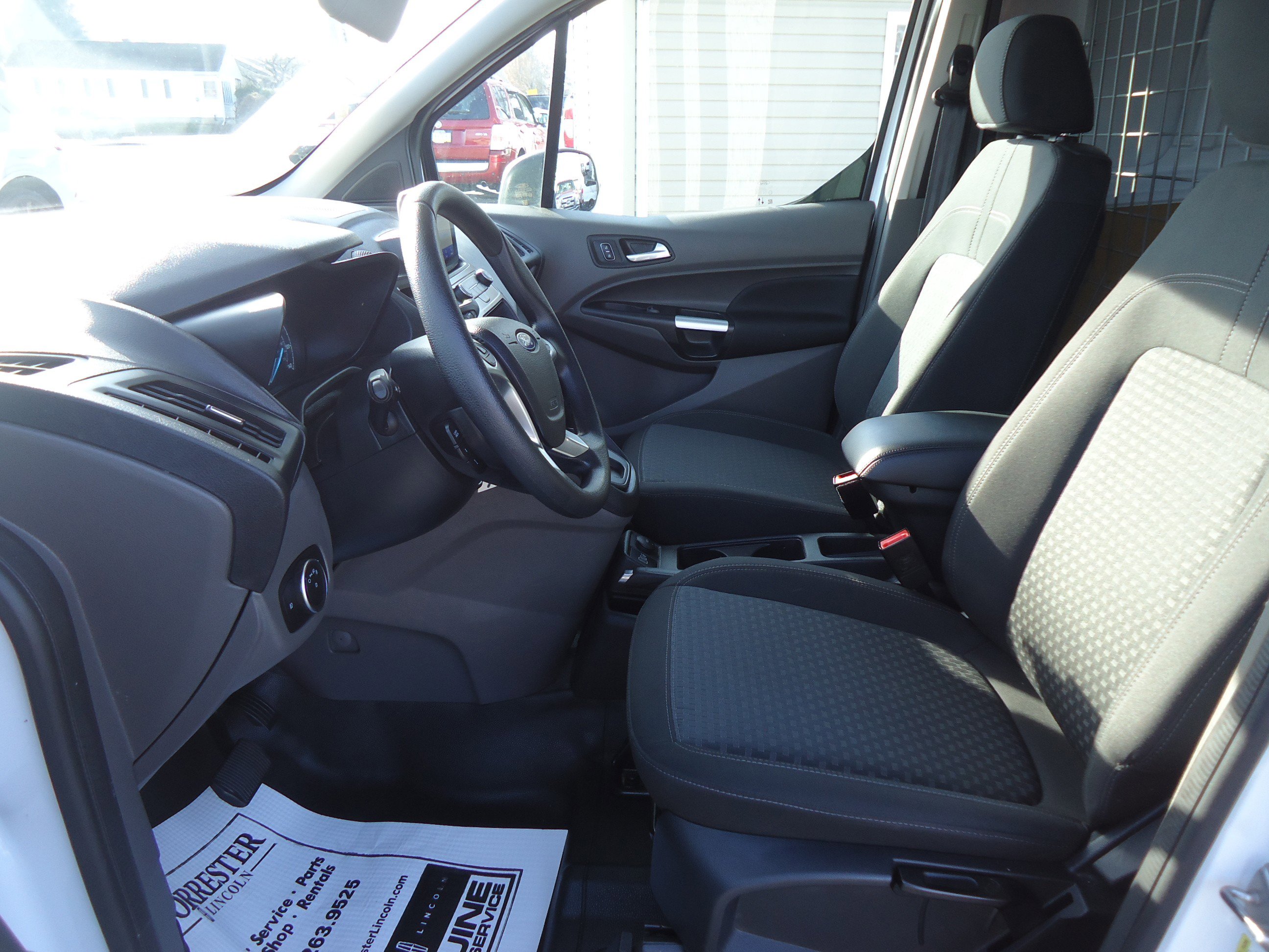 Used 2023 Ford Transit Connect XLT image 21