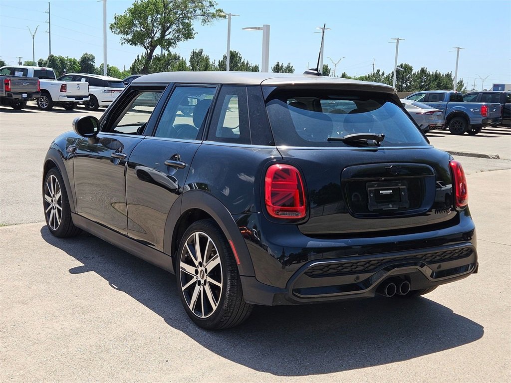 Used 2023 MINI Cooper S w/ Premium Package image 6